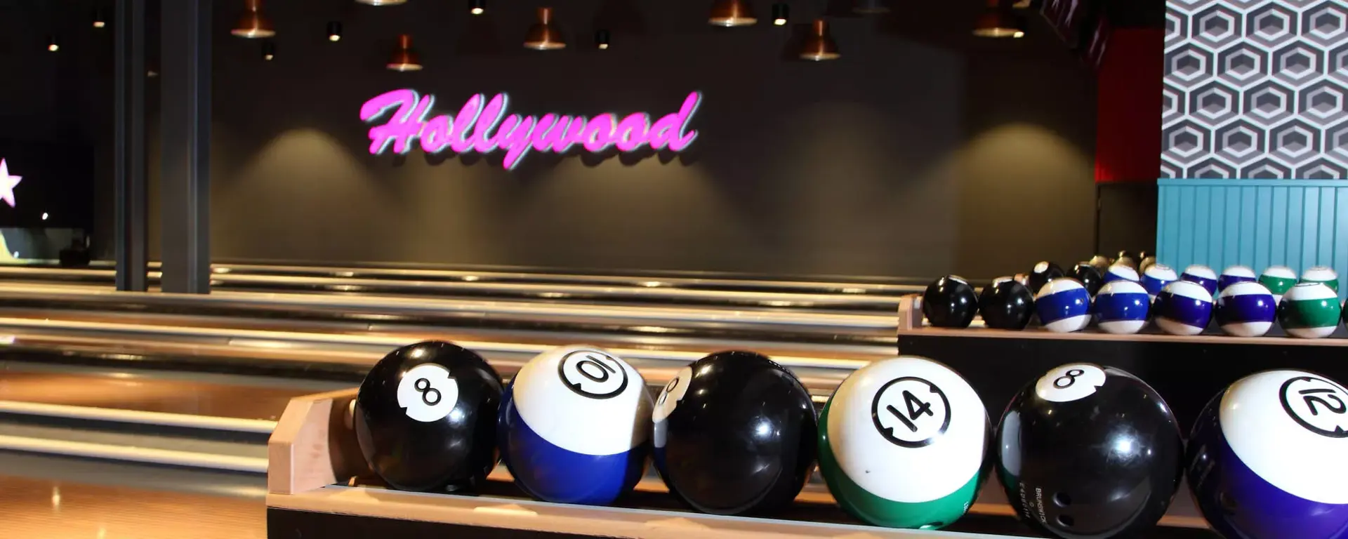 Lanes at Hollywood Bowl Cheltenham