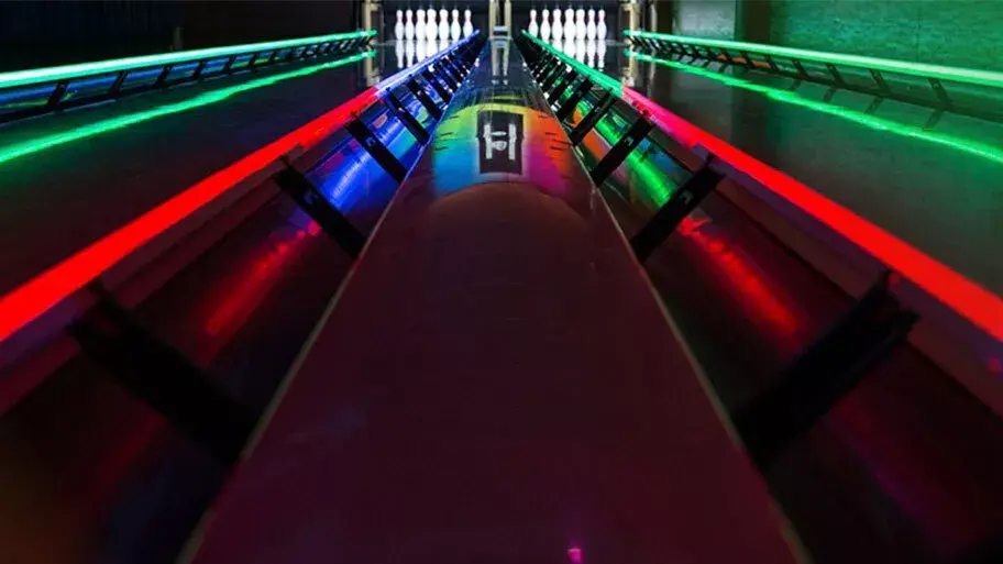 hyperbowling