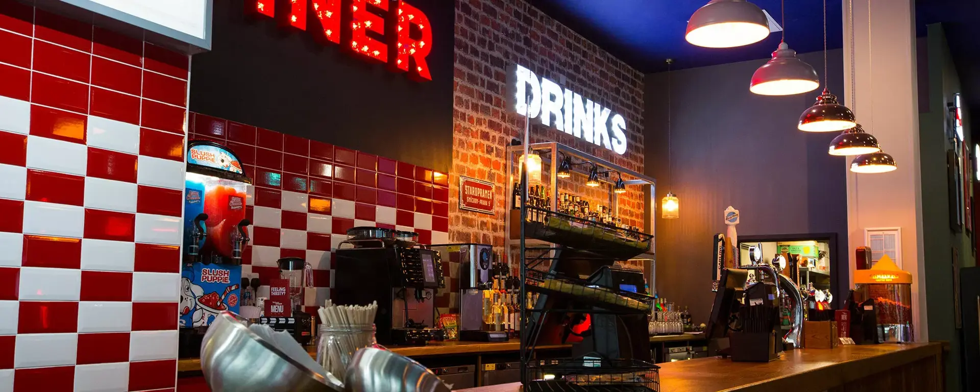 Diner and bar at hollywood bowl birmingham broadway plaza centre