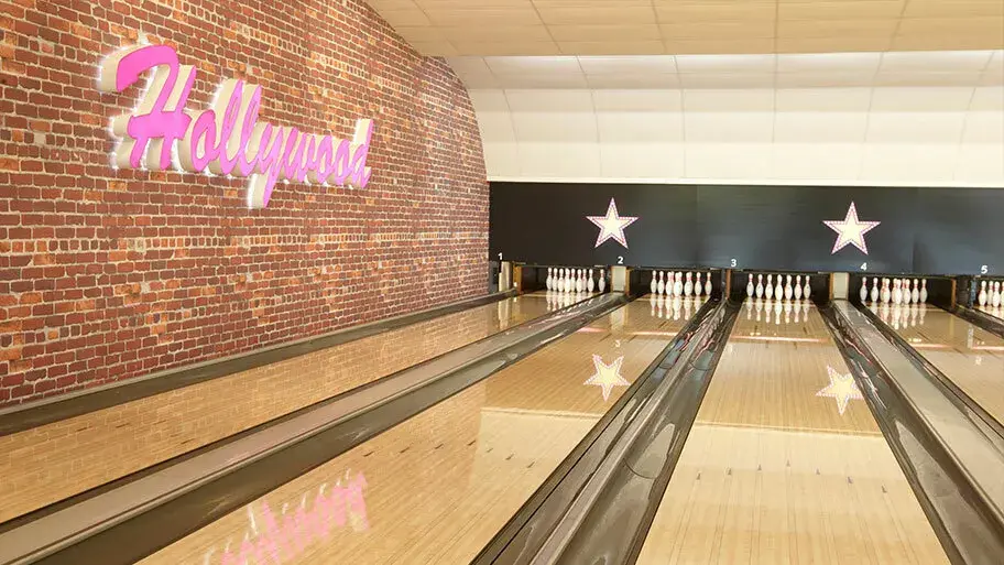 ten pin Bowling at Hull