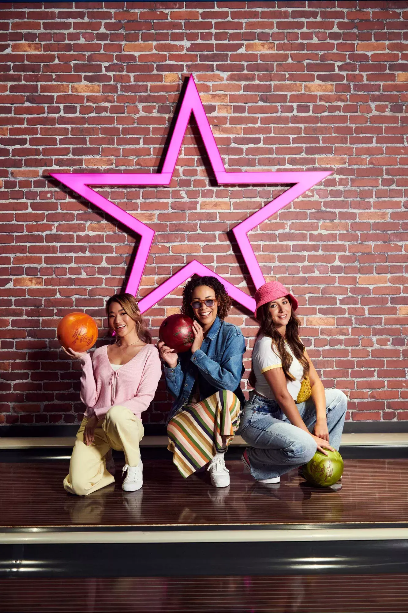 Hollywoodbowl centres bowling new