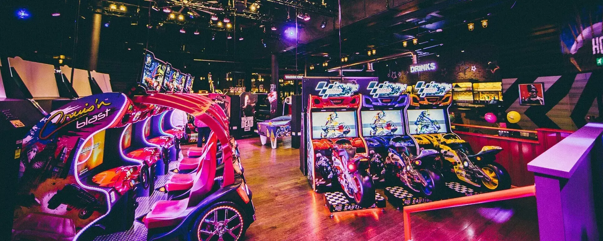 Arcades at Hollywood Bowl