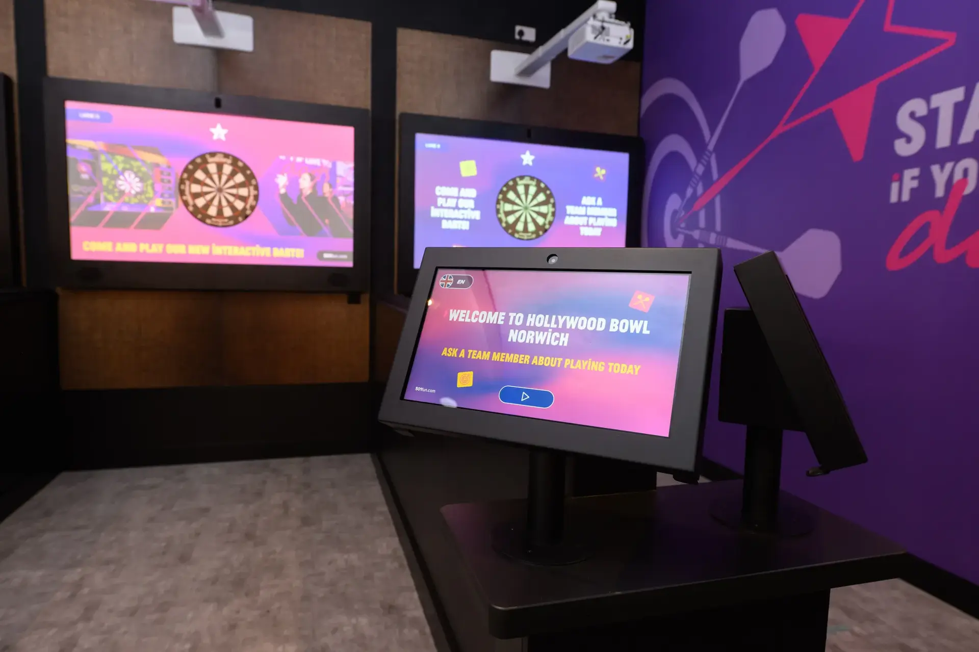 Play darts at Hollywood Bowl Norwich