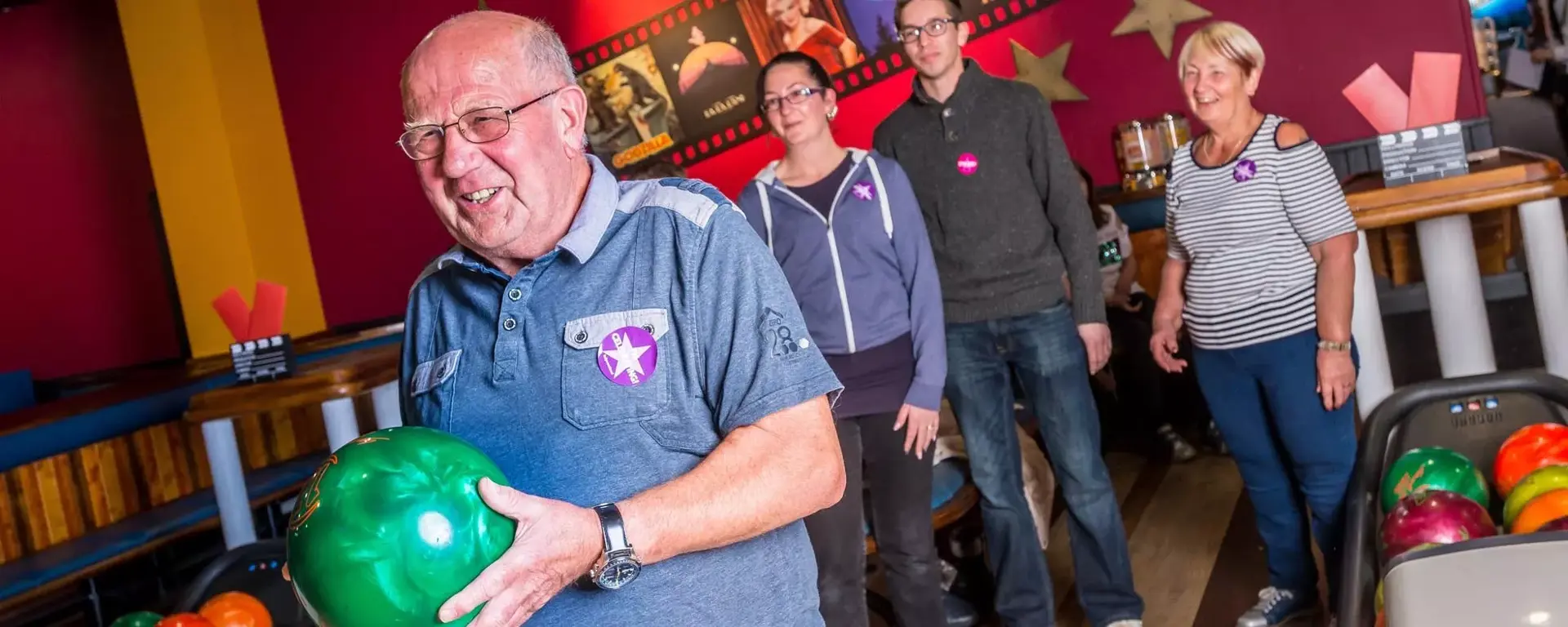 Seniors bowling at Hollywood Bowl