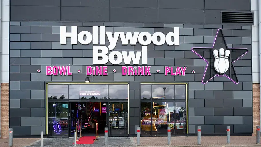 Exterior of Hollywood Bowl Dundee