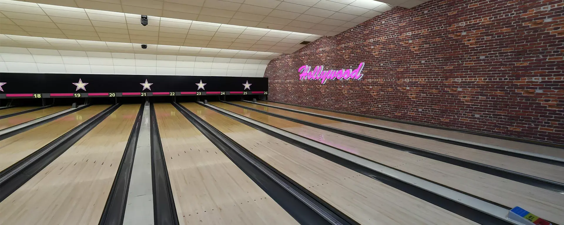 Bowling alley and lanes at Hollywood Bowl Stockton
