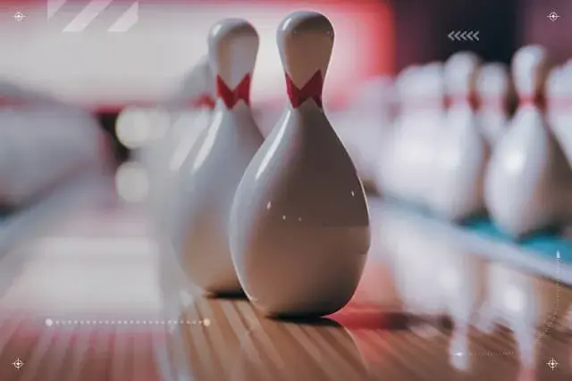 Duckpin bowling at Hollywood Bowl