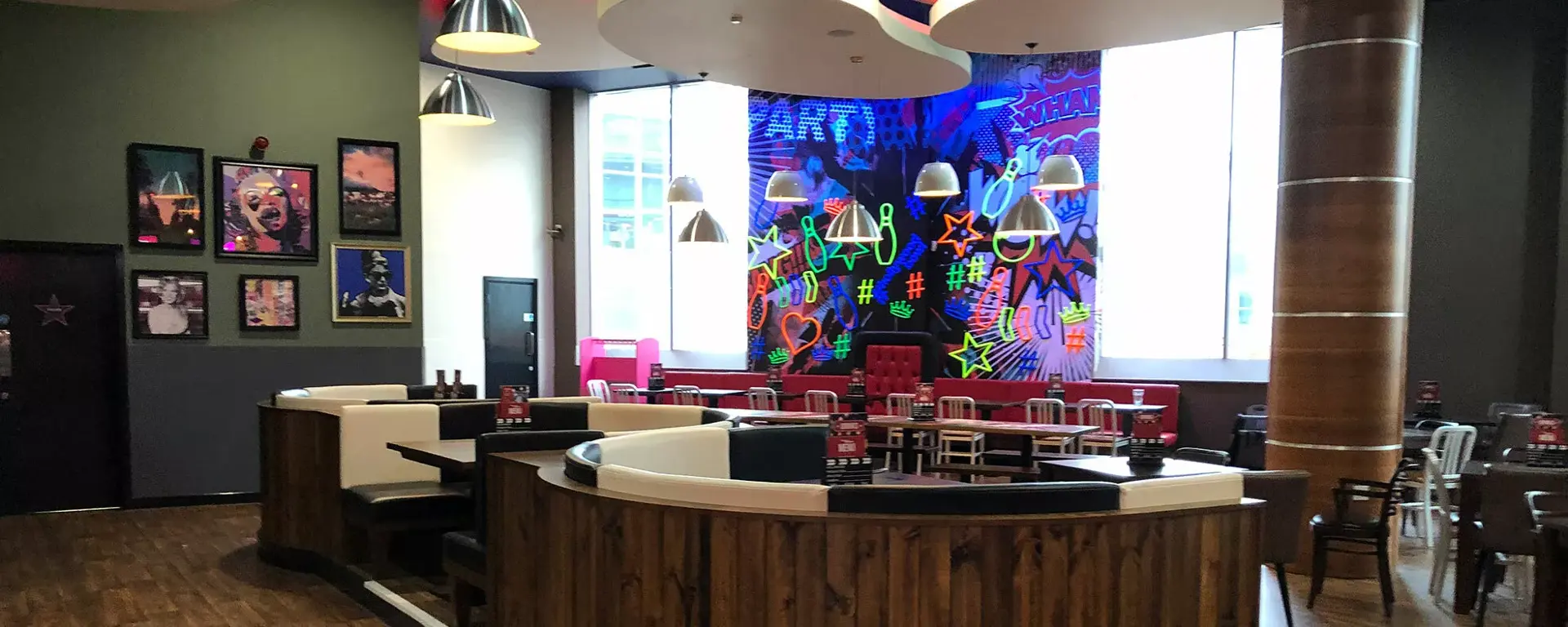 Dining area at Hollywood Bowl High Wycombe